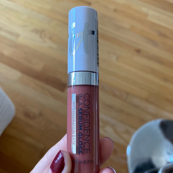 IT Cosmetics Lip Gloss - Picture 5 of 5